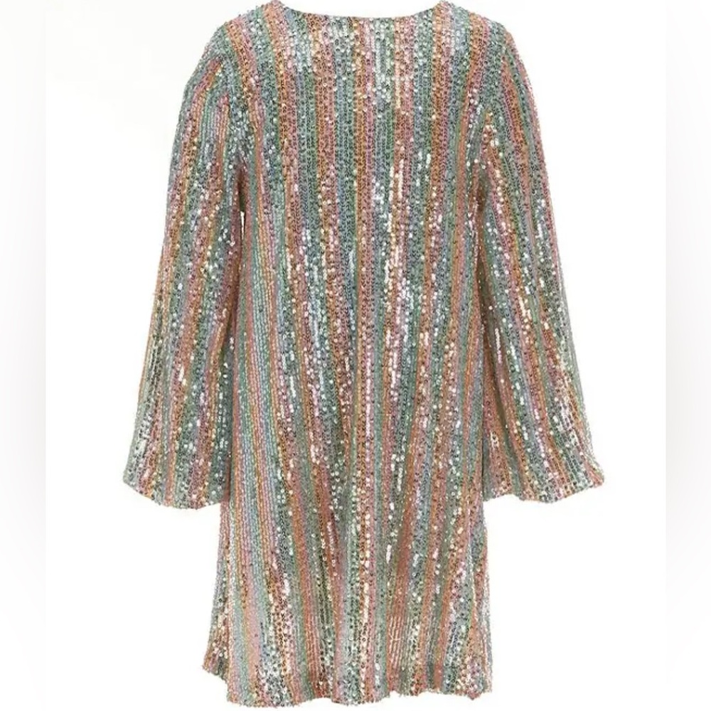 This kids dress is so beautiful! The sequins give it such a glamorous look. - Picture 2 of 10